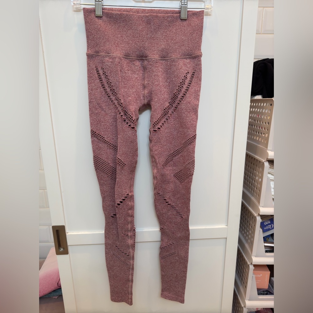 Alo yoga High-Waist Seamless Lift Legging -
Smoky Quartz